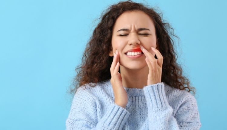 Apseli Diş Tedavisi Nedir